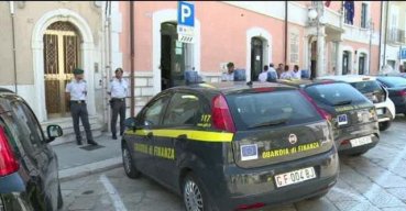 Arresti eccellenti ad Apricena, sindaco ai domiciliari