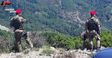 Carabinieri Cacciatori ritrovano ossa umane in una grava a Vieste