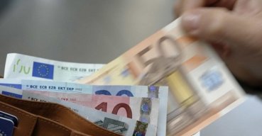 Tasse, le lamentele di un residente fuori paese