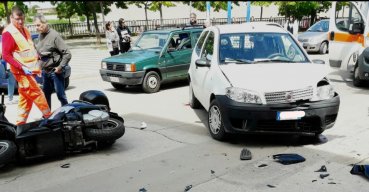 Incidente in via S. Francesco, un ferito